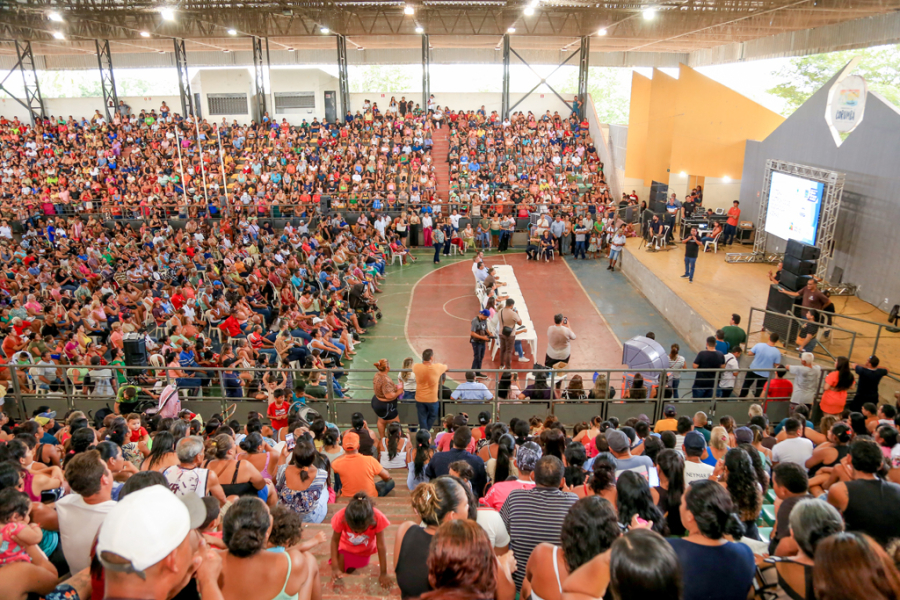 Erros em sorteio das casas geram revolta na população corumbaense